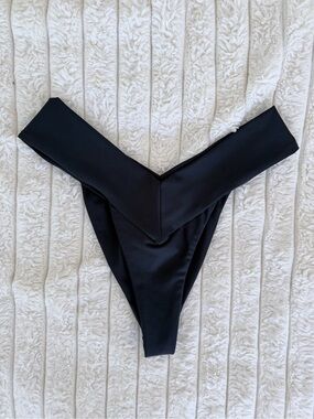 SKATIE Kitty Black Cheeky Bikini Bottoms